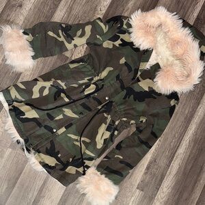Camouflage Jacket with Faux Fur Trim
